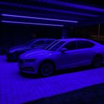 színes LED csíkokkal felszerelt egyedi kocsibeálló Deluxe Building
