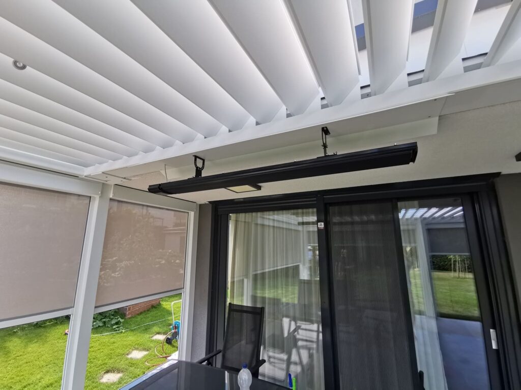 Deluxe Building, Deluxe terasz, teraszfedés, bioklimatikus pergola 03