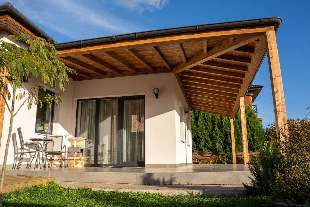 Teraszfedés, egyedi nyitott terasz, Deluxe Building