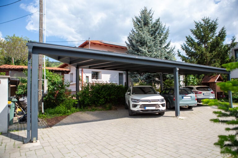 Deluxe Building egyedi igényekre szabott, több férőhelyes autóbeálló