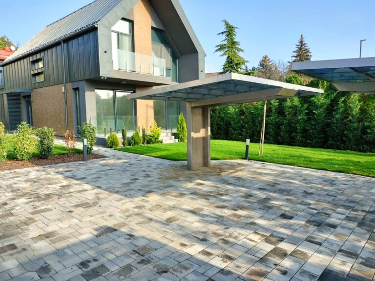 Deluxe Building előregyártott Ximax Neo rozsdamentes acél színű autóbeálló