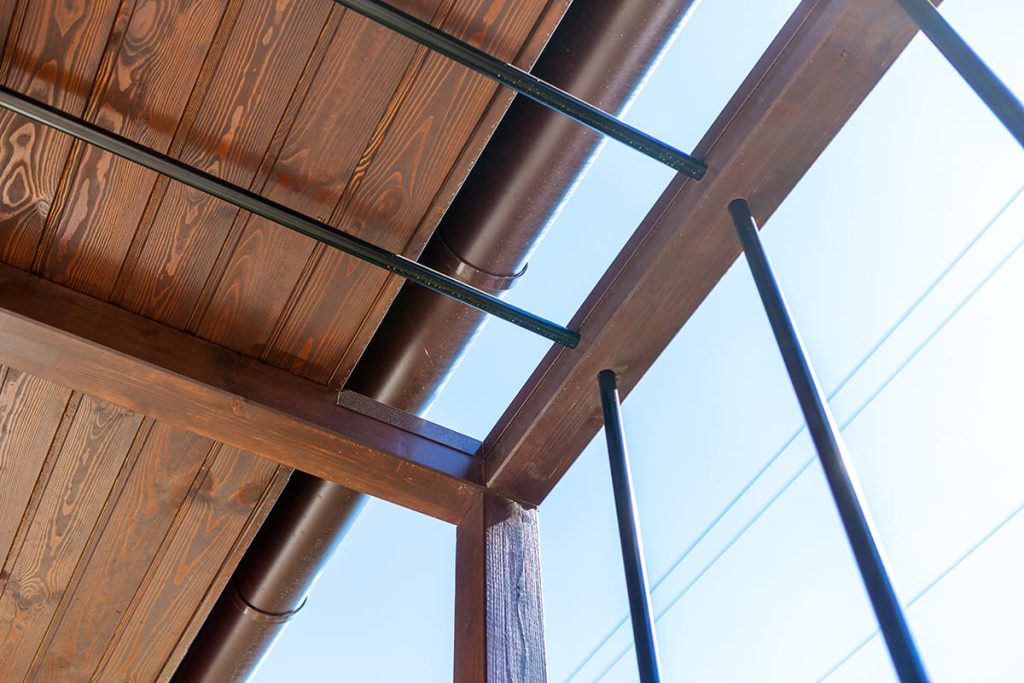 Teraszfedés és árnyékolás fa pergolával és növényfuttató pergolával fa-pergola-teraszfedes-novenyfuttato-pergola-terasz-arnyekolas-deluxe-building