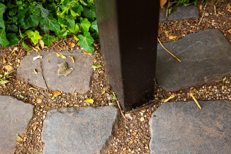 Ximax Portoforte matt barna, kész kocsibeálló, alumínium autóbeálló, egy állásos, Deluxe Building 05