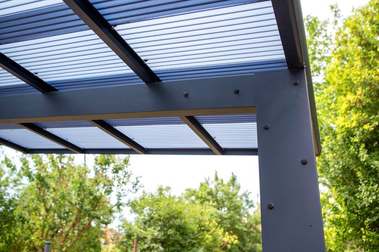 Ximax Wing kész kocsibeálló, alumínium autóbeálló, szimpla beálló, Deluxe Building 03