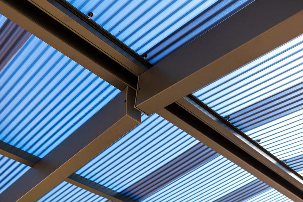 Ximax Wing dupla autóbeálló alumínium vázzal és polikarbonát tetővel Ximax Wing, Dupla autóbeálló, dupla kocsibeálló, alumínium kocsibeálló, polikarbonát tető, kész kocsibeálló, Deluxe Building