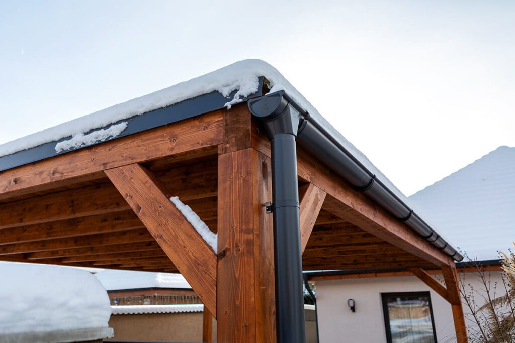 kocsibeálló ötletek, fedett kocsibeálló, dupla autóbeálló, kocsibeálló télre, hóteher, hóteherbírás, téli beálló